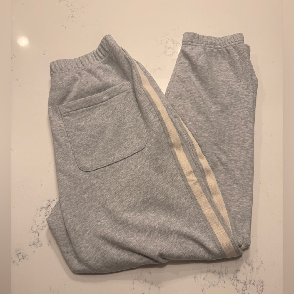 Uniqlo Light Gray Sweatpants with Cream Side Stripes